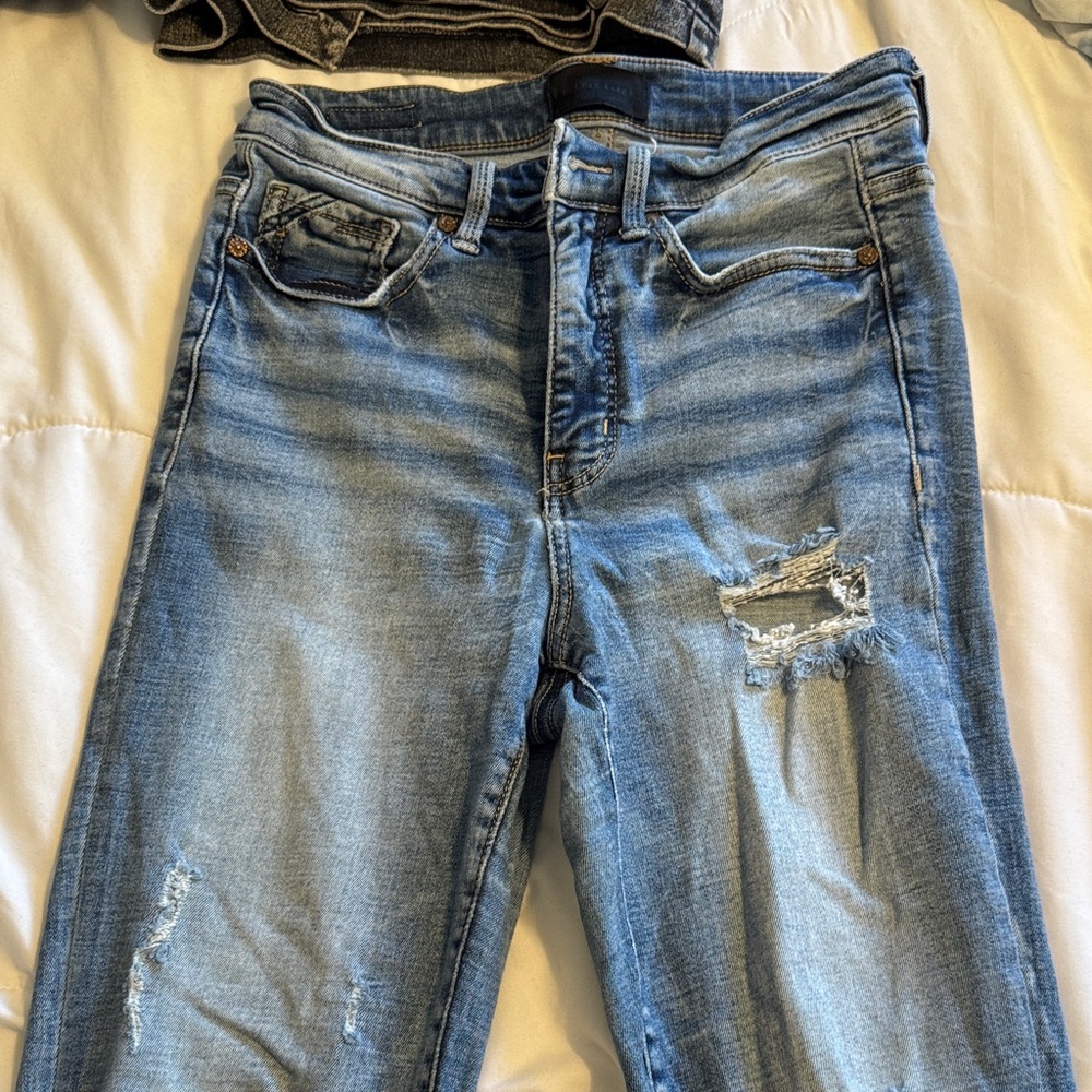 Buckle Light Blue Ripped Skinny Jeans